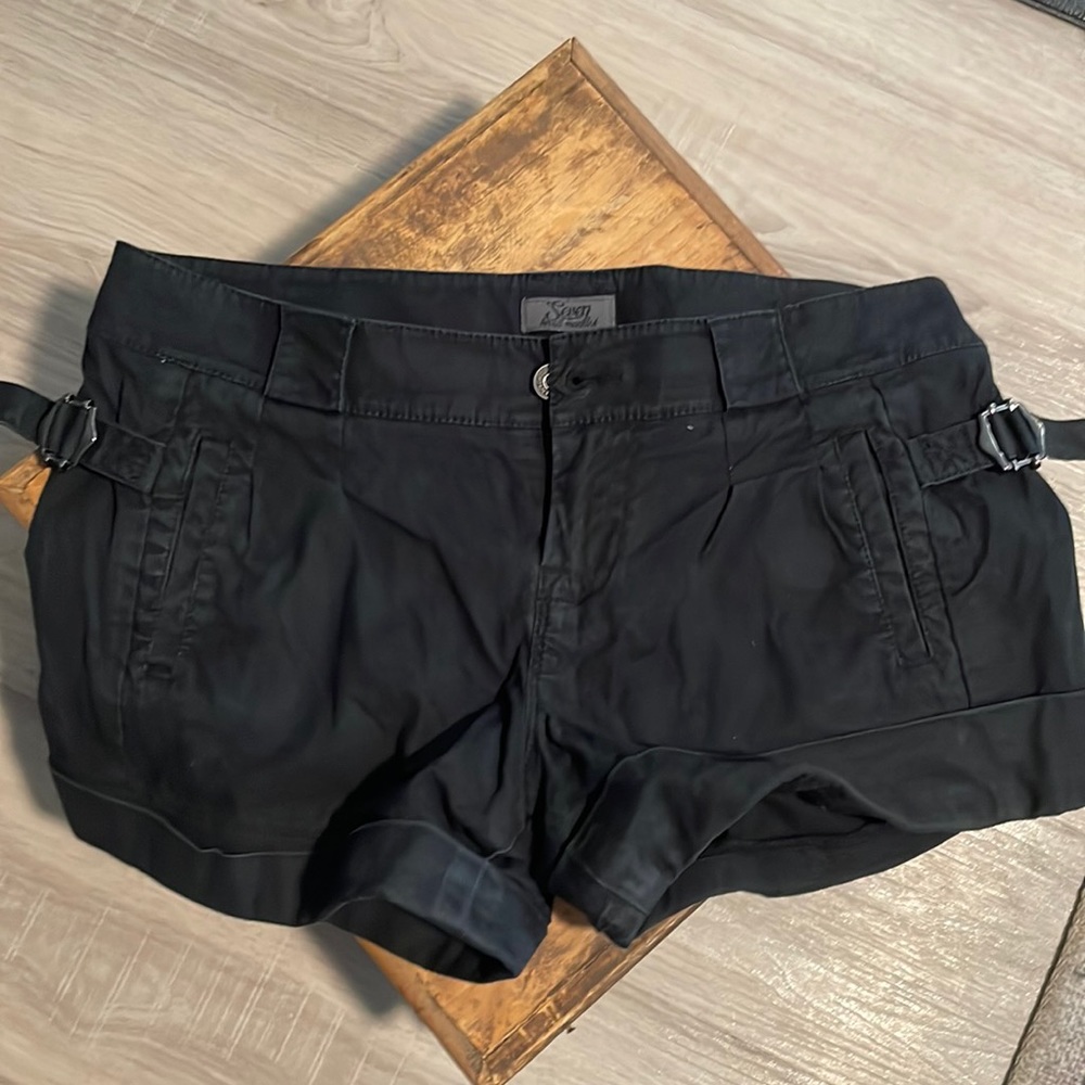 Seven for all mankind black shorts size 29